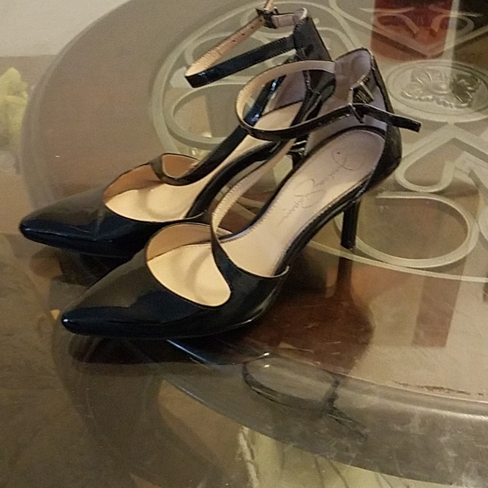 Shoes - Picture 4 of 4